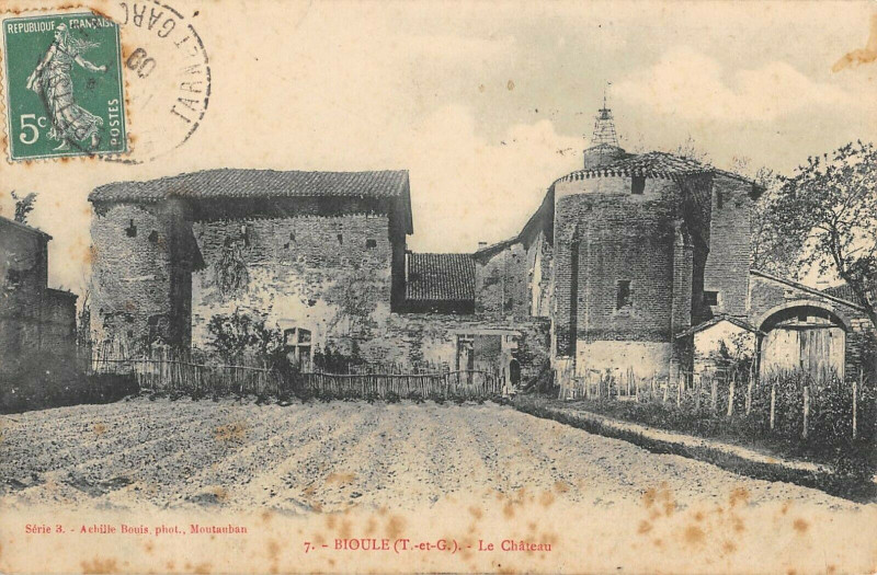 Carte postale ancienne Bioule Le Chateau à Bioule