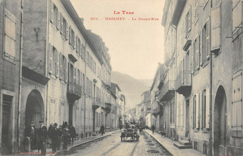 Carte postale ancienne Mazamet La Grand Rue à Mazamet
