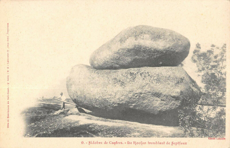 Carte postale ancienne Le Sidobre Pres Castres Le Rocher Tremblant De Septfaux à Castres
