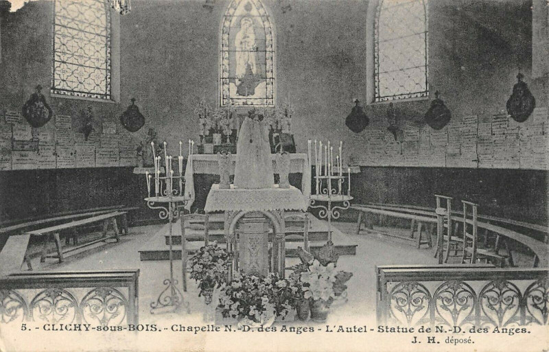 Carte postale ancienne Clichy Sous Bois Chapelle N.d.des Anges L'Autel à Clichy-sous-Bois