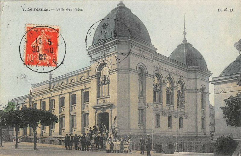 Carte postale ancienne Suresnes Salle Des Fetes à Suresnes
