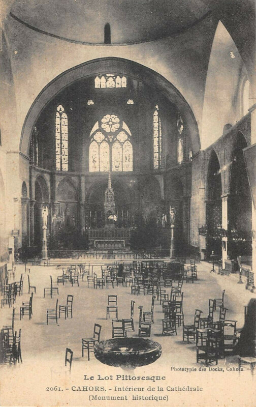 Carte postale ancienne Cahors Interieur De La Cathedrale à Cahors