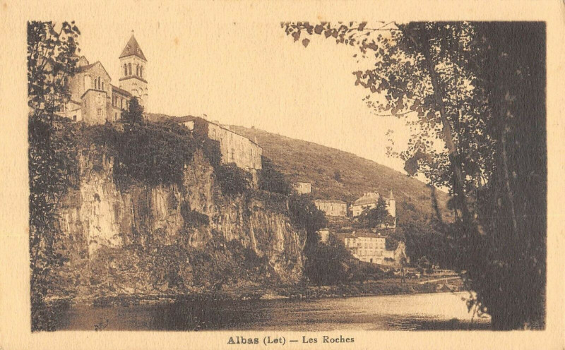 Carte postale ancienne Albas Les Roches à Albas