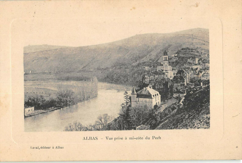 Carte postale ancienne Albas Vue Prise A Mi Cote Du Pech à Albas