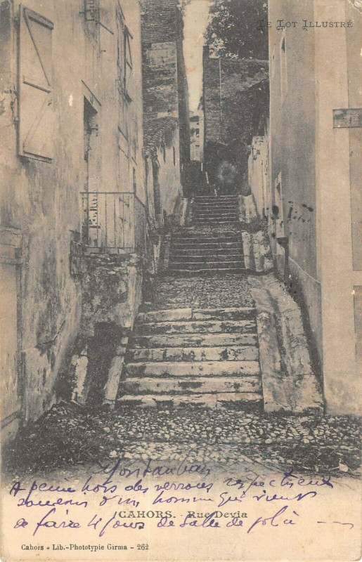 Carte postale ancienne Cahors Rue Devia à Cahors