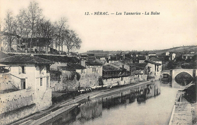 Carte postale ancienne Nerac Les Tanneries Baise à Nérac