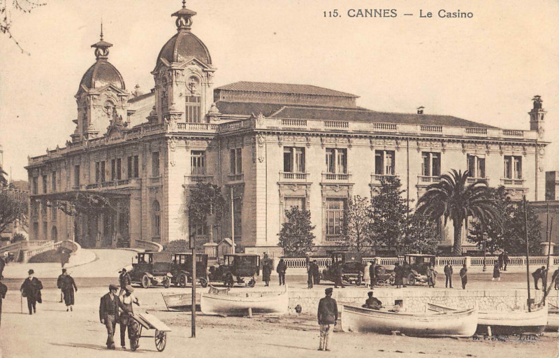 Carte postale ancienne Cannes Le Casino à Cannes