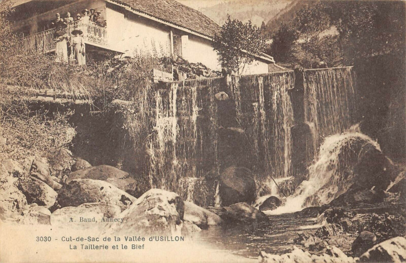 Carte postale ancienne Cul De Sac De La Vallee D'Usillon La Taillerie Et Le Bief