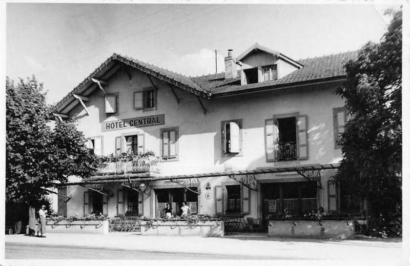 Carte postale ancienne Sciez Hotel Restaurant Central à Sciez