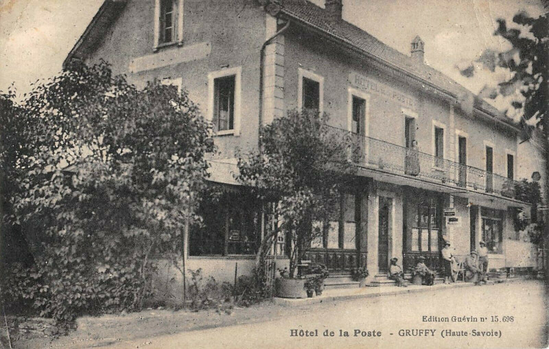 Carte postale ancienne Gruffy Hotel De La Poste à Gruffy