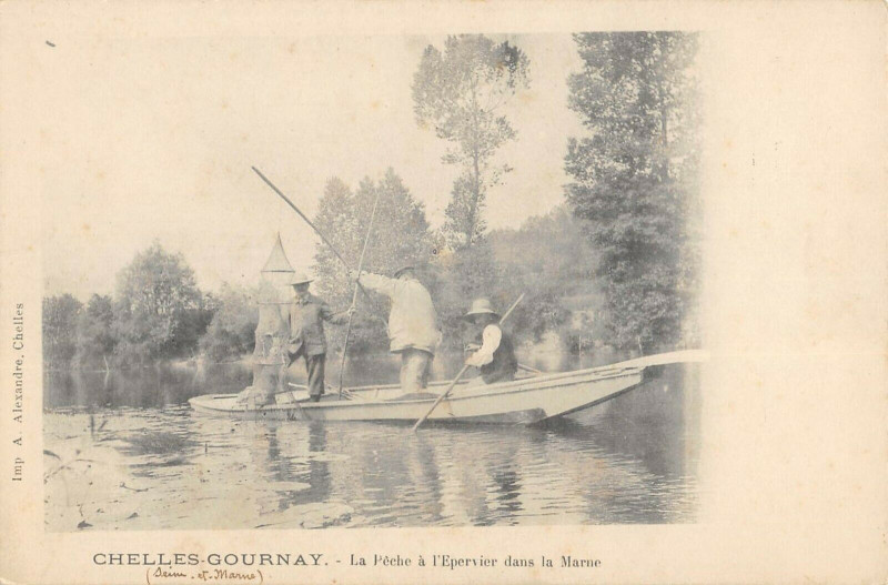 Carte postale ancienne Chelles Gournay La Peche A L'Epervier Dans La Marne à Chelles