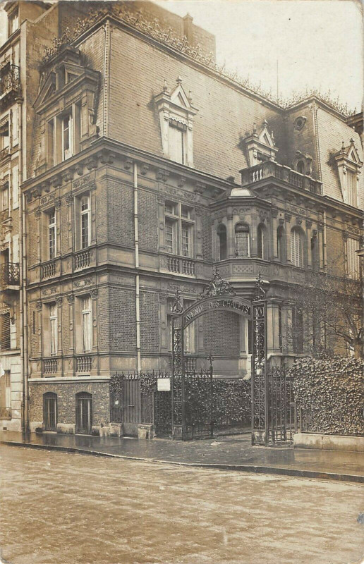 Carte postale ancienne Avenue des Chalets à Paris 16e