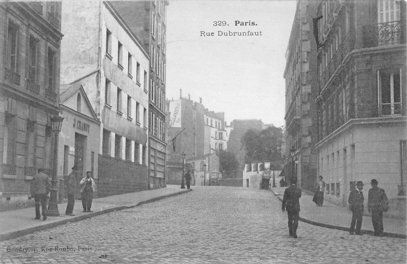 Carte postale ancienne Paris XIIe Rue Dubrunfaut à Paris 12e