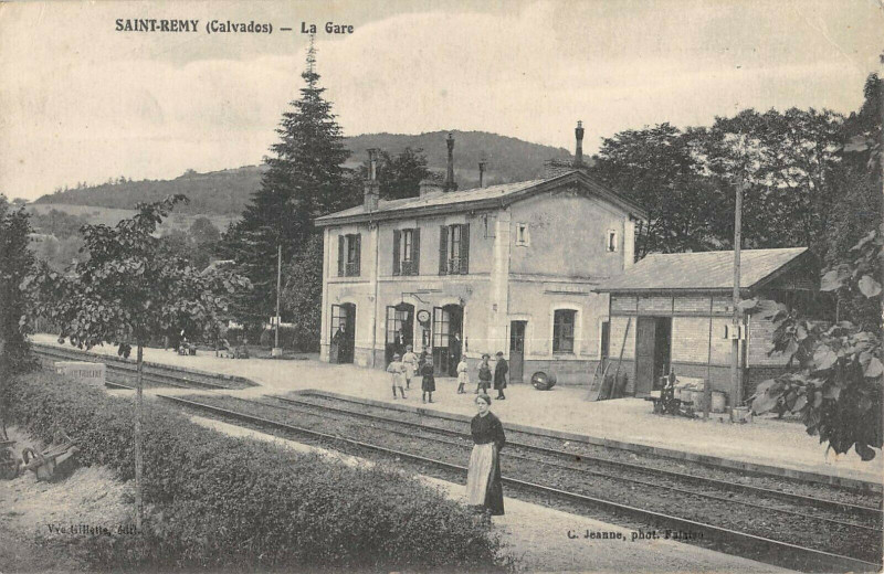 Carte postale ancienne Saint Remy La Gare