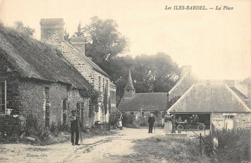 Carte postale ancienne Les Iles Bardel La Place