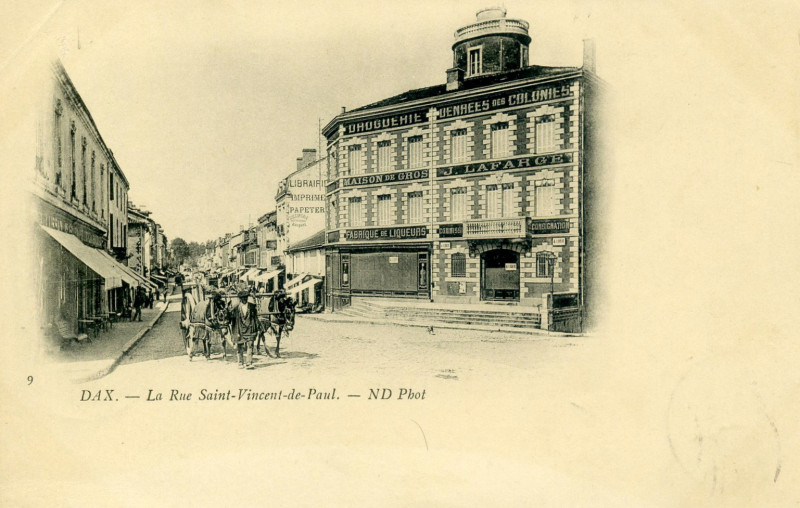 Carte postale ancienne Dax (Landes) - route de Saint-Vincent-de-Paul 15b