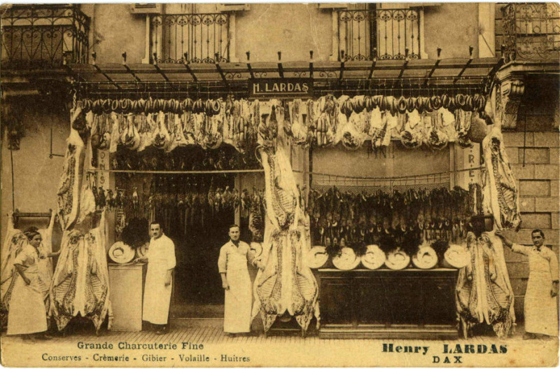 Carte postale ancienne Dax (Landes) - Charcuterie Lardas 2