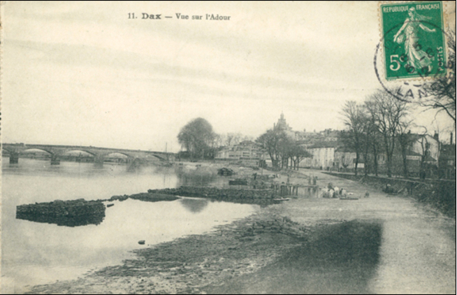Carte postale ancienne Dax (Landes) - rives de l'Adour 14