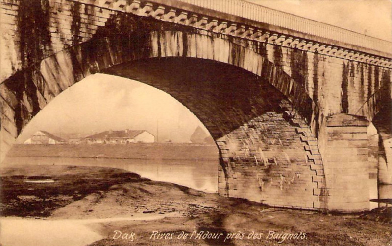 Carte postale ancienne Dax (Landes) - Pont du Chemin du Fer 5