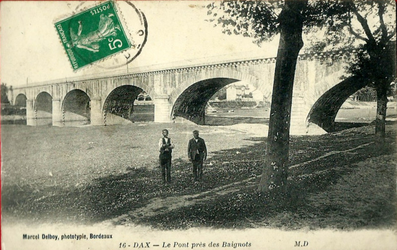 Carte postale ancienne Dax (Landes) - Pont du Chemin du Fer 2