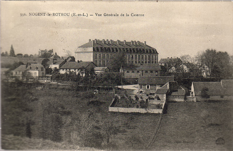Carte postale ancienne Caserne Sully 1915