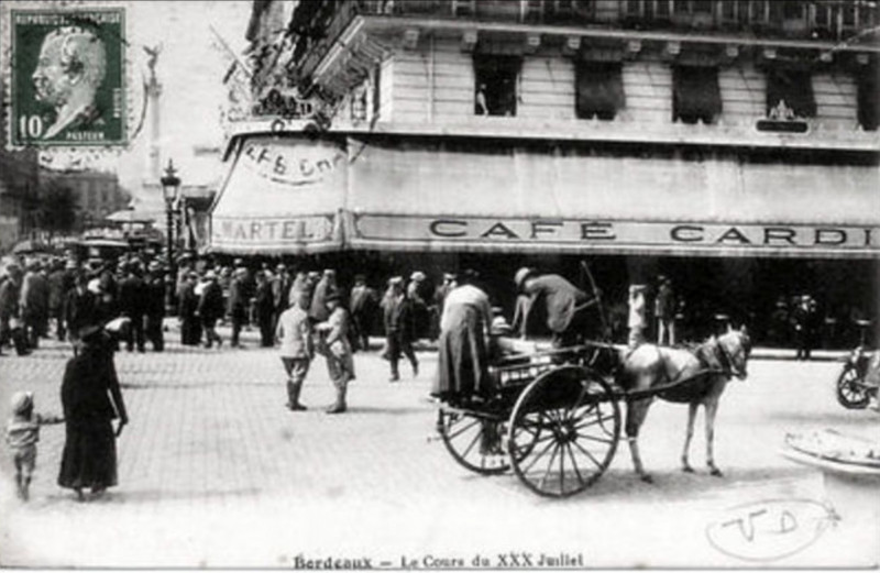 Carte postale ancienne Bordeaux - Cours du Xxx Juilliet 8 à Bordeaux