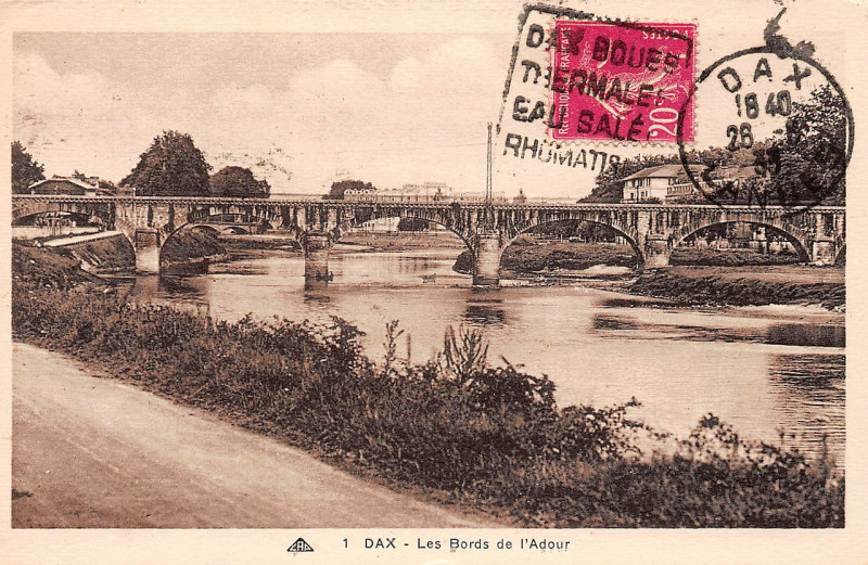 Carte postale ancienne Dax (Landes) - rives de l'Adour 13