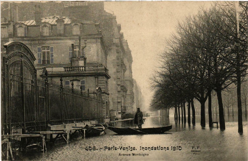Carte postale ancienne Paris Avenue Montagine Inondations 1910 à Paris