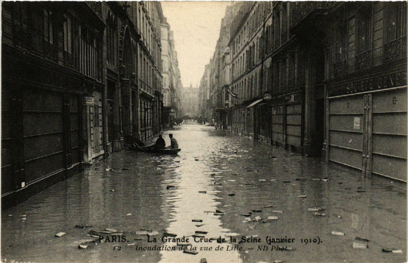 Carte postale ancienne Paris Rue de Lille Inondations 1910 à Paris
