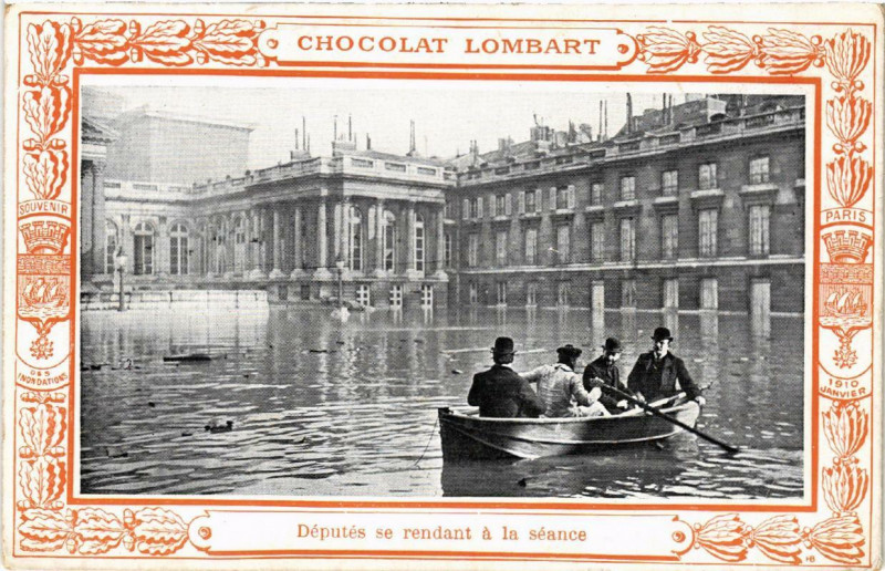 Carte postale ancienne Paris Deputes se rendant a la séance Inondations 1910 à Paris