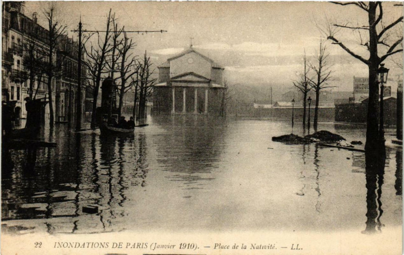 Carte postale ancienne Inondations de Paris (Janvier 1910) - Place de la Nativité à Paris 12e