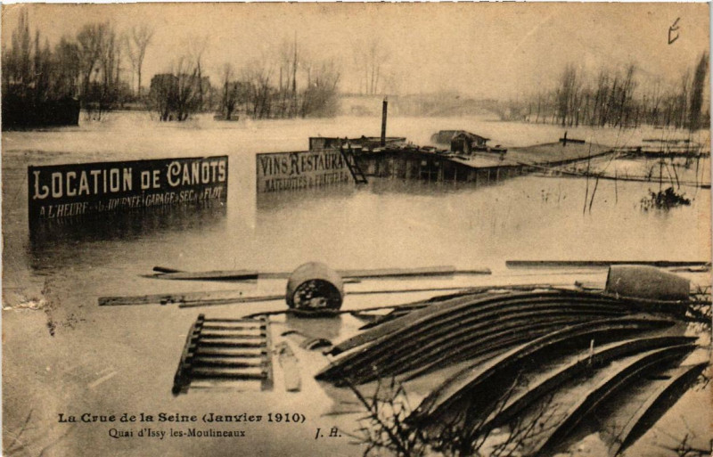 Carte postale ancienne La Crue de la Seine (Janvier 1910) - Le Quai près d'Auteuil à Paris 16e