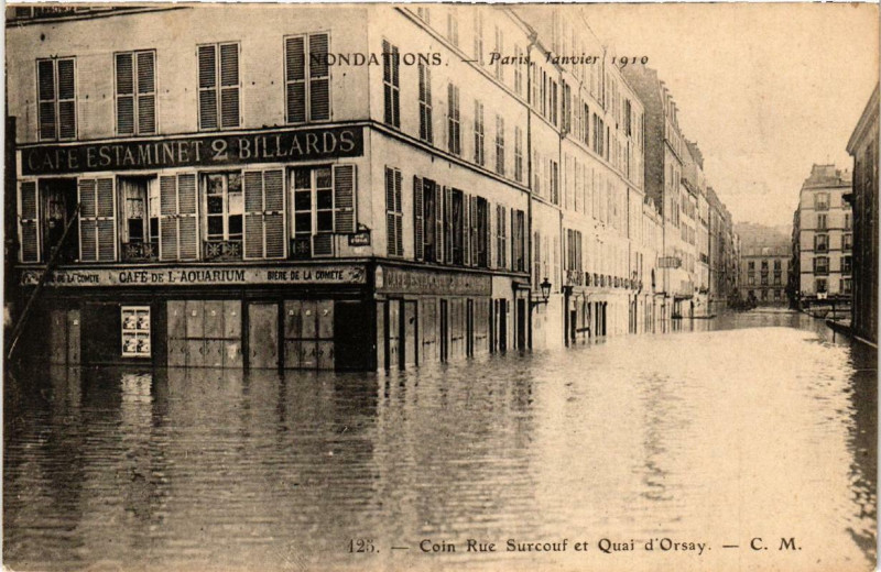 Carte postale ancienne Paris Coin de Rue Surcouf et Quai d'Orsay Inondations 1910 à Paris