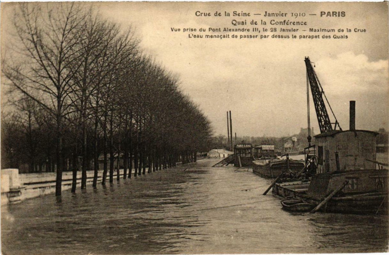 Carte postale ancienne Paris Quai de la Conference Inondations 1910 à Paris