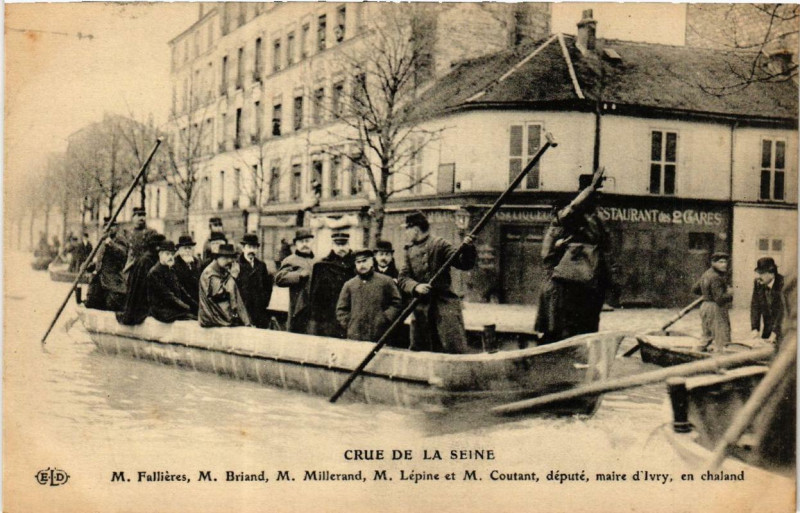 Carte postale ancienne Paris Fallieres Briand Millerand Lepine Inondations 1910 à Paris