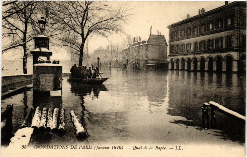 Carte postale ancienne Paris Quai de la Rapée Inondations 1910 à Paris