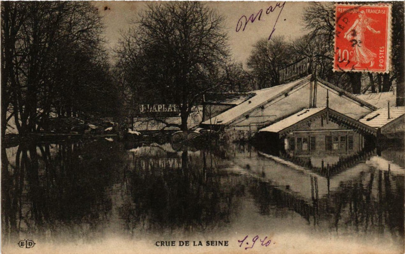 Carte postale ancienne Paris Inondations 1910 à Paris