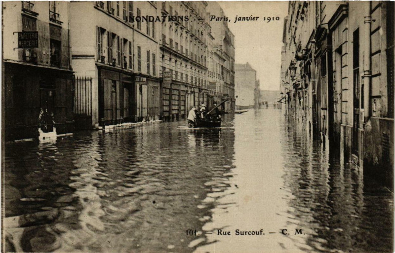 Carte postale ancienne Paris Rue Surcouf Inondations 1910 à Paris