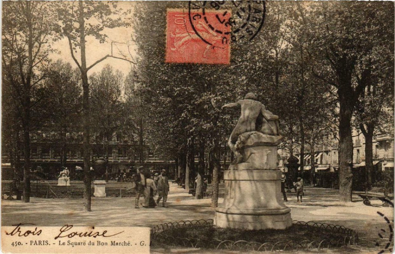 Carte postale ancienne Paris 7e Le Square du Bon Marché à Paris 7e
