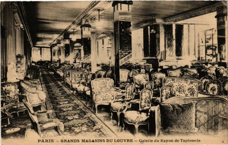 Carte postale ancienne Paris 1e Grands Magasins du Louvre Galerie du Rayn de Tapisserie à Paris 1er