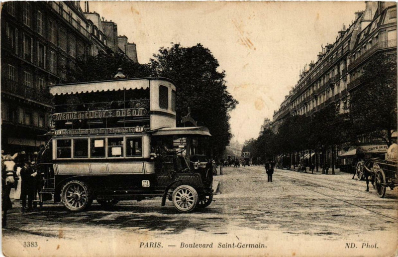 Carte postale ancienne Paris 6e Boulevard Saint-Germain. Nd Phot à Paris 6e