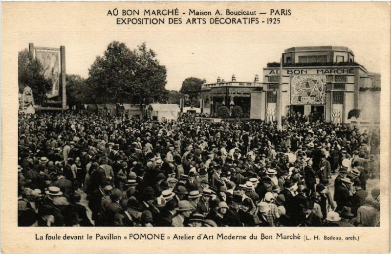 Carte postale ancienne Paris 7e Au Bon Marché Le Pavillon Pomone Expo 1925 à Paris 7e