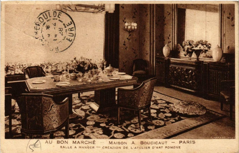 Carte postale ancienne Paris 7e Au Bon Marché Salle a manger à Paris 7e