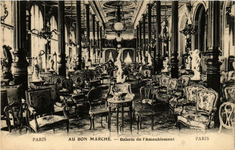 Carte postale ancienne Paris 7e Au Bon Marché Galerie de l'Amublement à Paris 7e