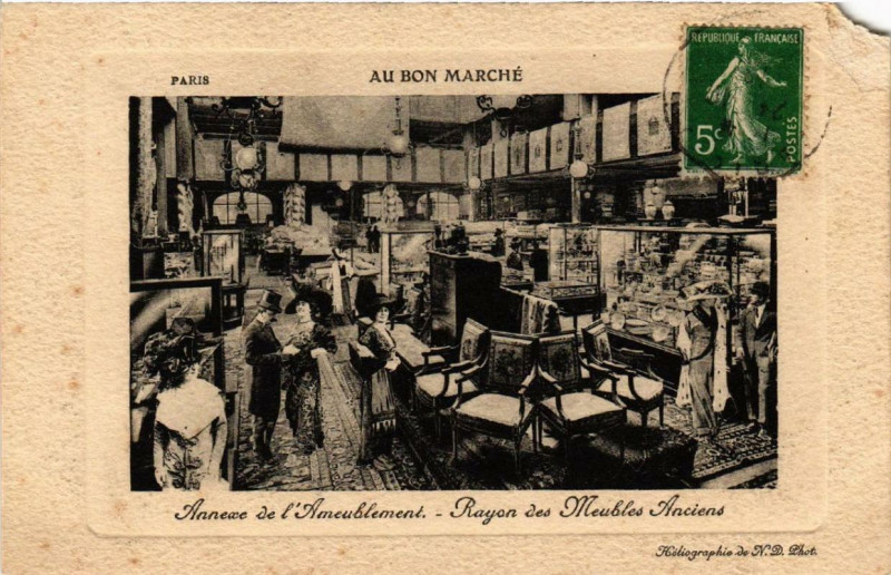Carte postale ancienne Paris 7e Au Bon Marché Annexe de l'Ameublement Rayon à Paris 7e
