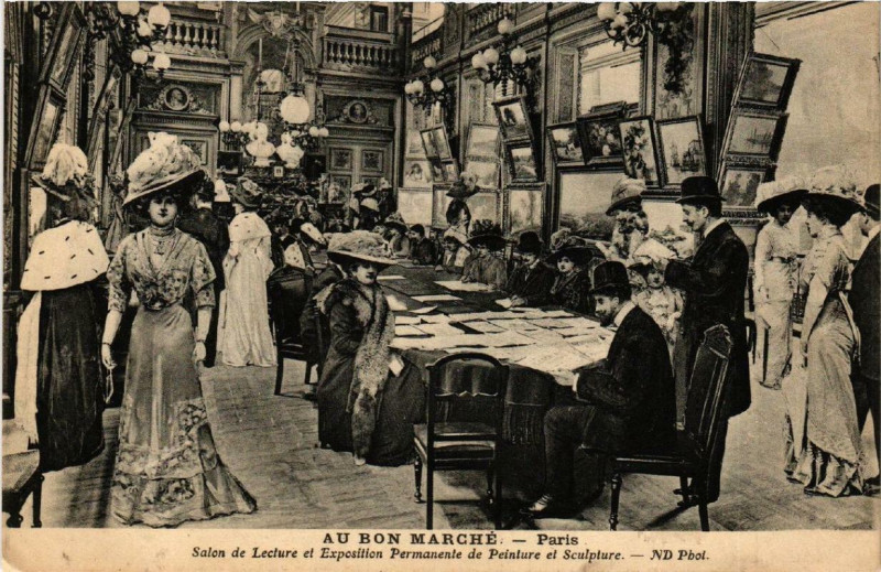 Carte postale ancienne Paris 7e Au Bon Marché Salon de Lecture à Paris 7e