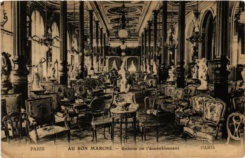 Carte postale ancienne Paris 7e Au Bon Marché Galerie de l'Amublement à Paris 7e