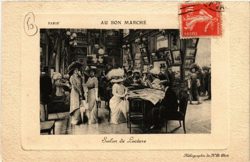 Carte postale ancienne Paris 7e Au Bon Marché Salon de Lecture à Paris 7e