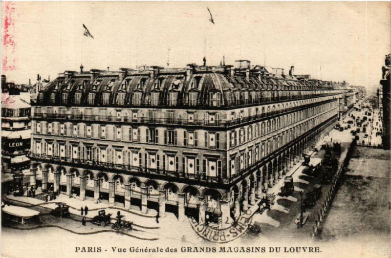 Carte postale ancienne Paris 1e Grands Magasins du Louvre Vue générale à Paris 1er