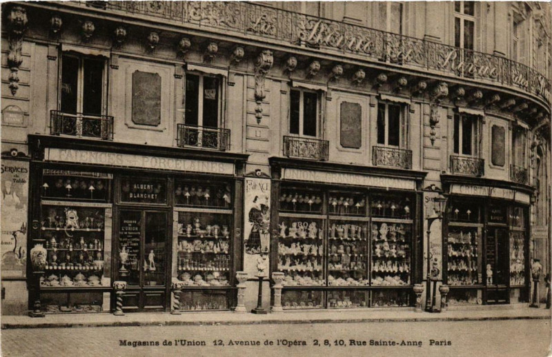 Carte postale ancienne Paris 1e 12, Avenue de l'Opéra. Magasins de l'Union à Paris 1er